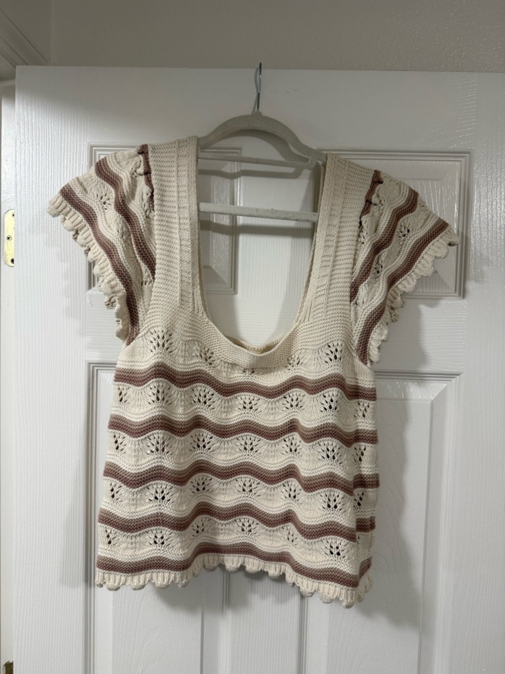Jessica Simpson Cream and Brown Crochet Scoop Neck Tank